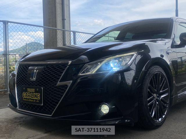 Toyota CROWN SEDAN 2013-07 6814406-18