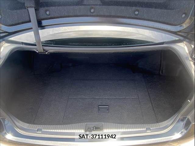 Toyota CROWN SEDAN 2013-07 6814406-27