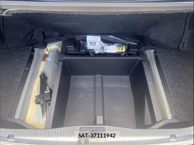 Toyota CROWN SEDAN 2013-07 6814406-29