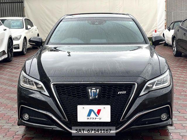 Toyota CROWN SEDAN 2019-08 6814389-13