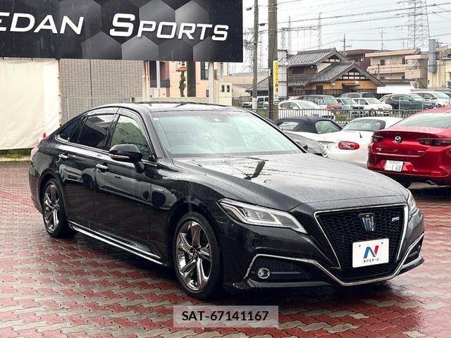 Toyota CROWN SEDAN 2019-08 6814389-15