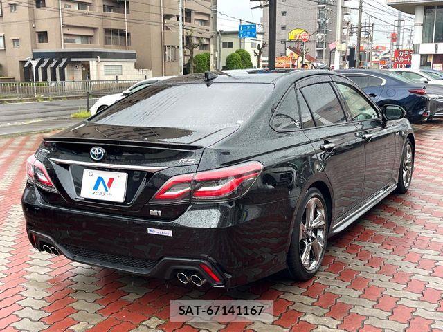 Toyota CROWN SEDAN 2019-08 6814389-16