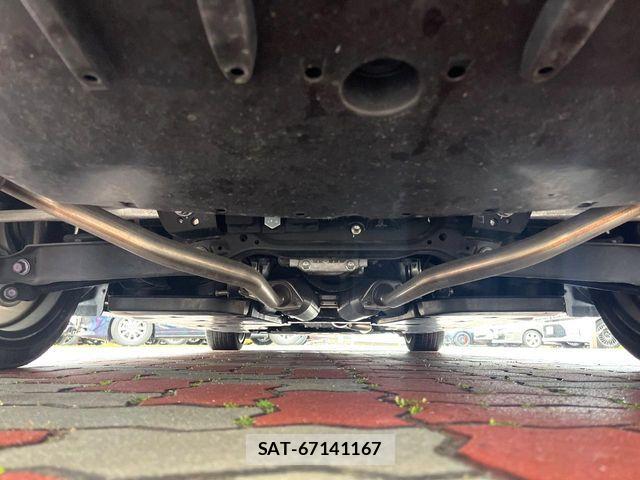 Toyota CROWN SEDAN 2019-08 6814389-18