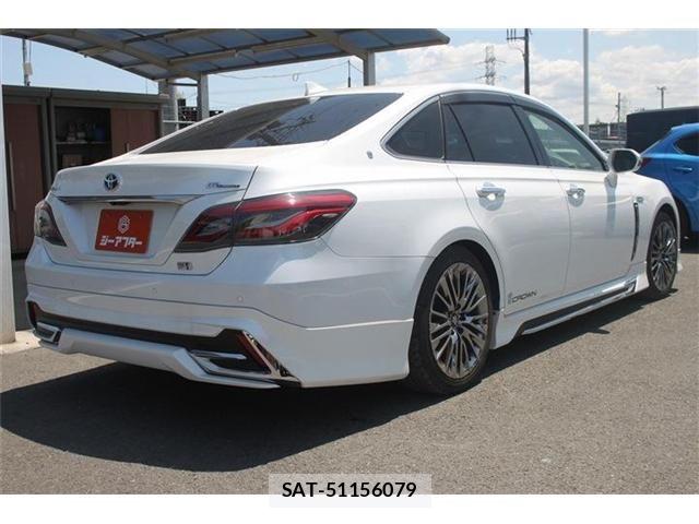 Toyota CROWN SEDAN 2021-04 6814390-10