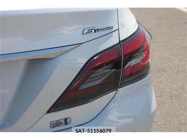 Toyota CROWN SEDAN 2021-04 6814390-21