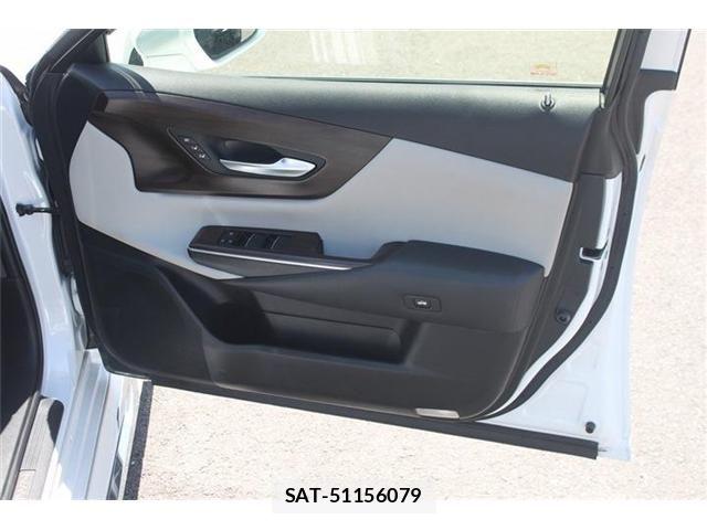 Toyota CROWN SEDAN 2021-04 6814390-27