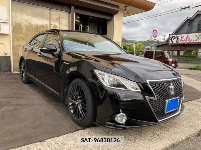 Toyota CROWN SEDAN 2015-04 6903728-1