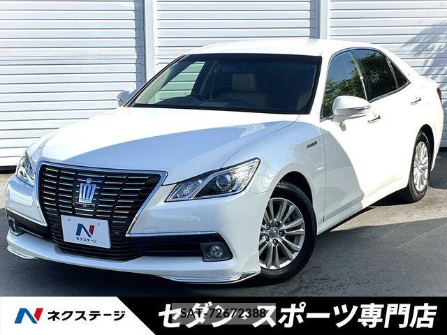 Toyota CROWN SEDAN 2014-02 6903699-0