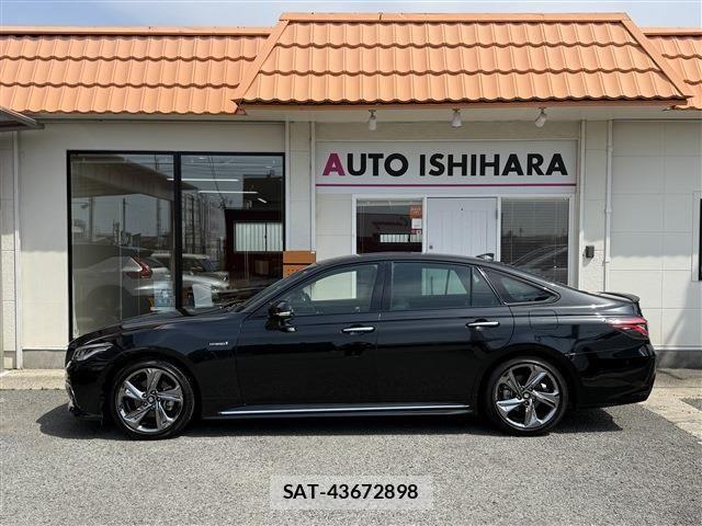 Toyota CROWN SEDAN 2018-09 6903687-2