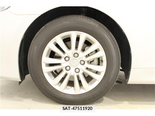 Toyota CROWN SEDAN 2013-04 6903716-24
