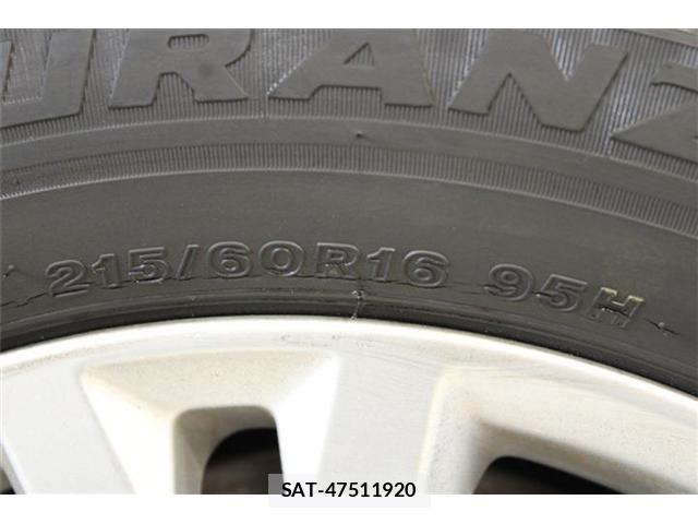 Toyota CROWN SEDAN 2013-04 6903716-26