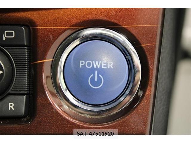Toyota CROWN SEDAN 2013-04 6903716-4