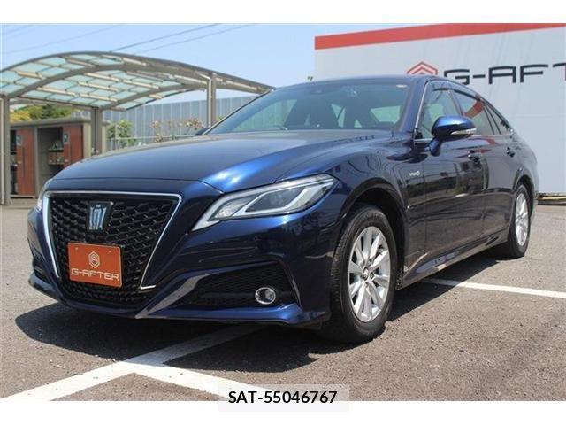 Toyota CROWN SEDAN 2020-04 6903698-13