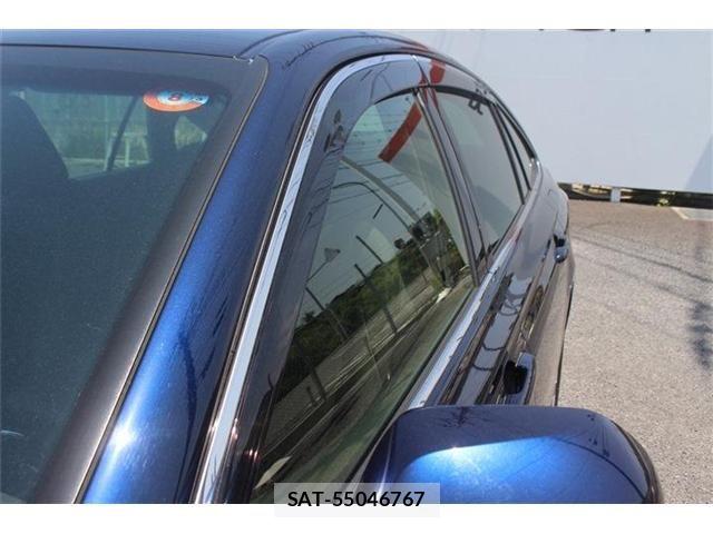 Toyota CROWN SEDAN 2020-04 6903698-23