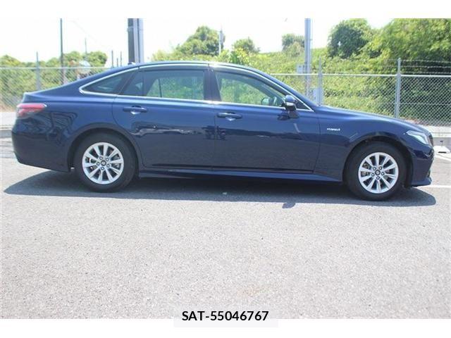 Toyota CROWN SEDAN 2020-04 6903698-8