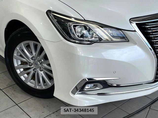 Toyota CROWN SEDAN 2016-05 6903700-11