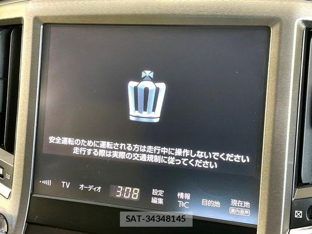 Toyota CROWN SEDAN 2016-05 6903700-2