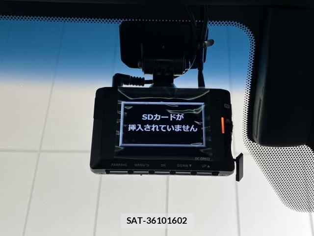 Toyota CROWN SEDAN 2021-12 6903674-13