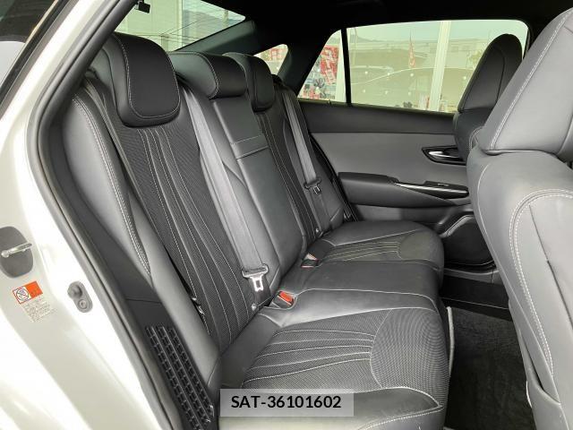Toyota CROWN SEDAN 2021-12 6903674-18