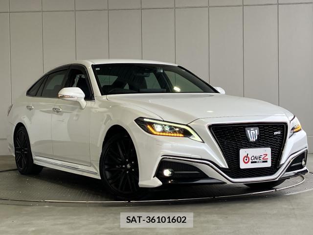 Toyota CROWN SEDAN 2021-12 6903674-21