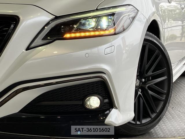 Toyota CROWN SEDAN 2021-12 6903674-2