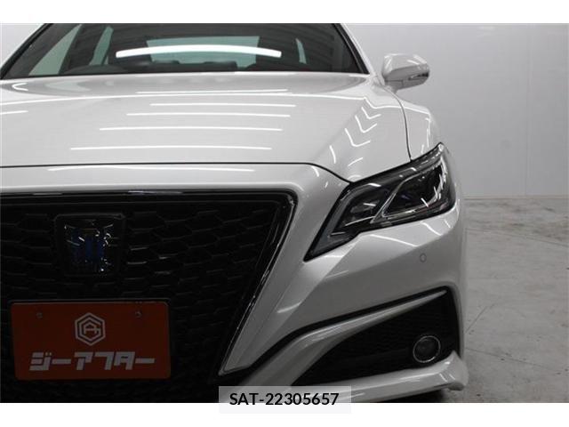 Toyota CROWN SEDAN 2021-05 6903690-13