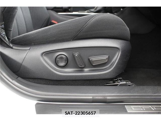 Toyota CROWN SEDAN 2021-05 6903690-27