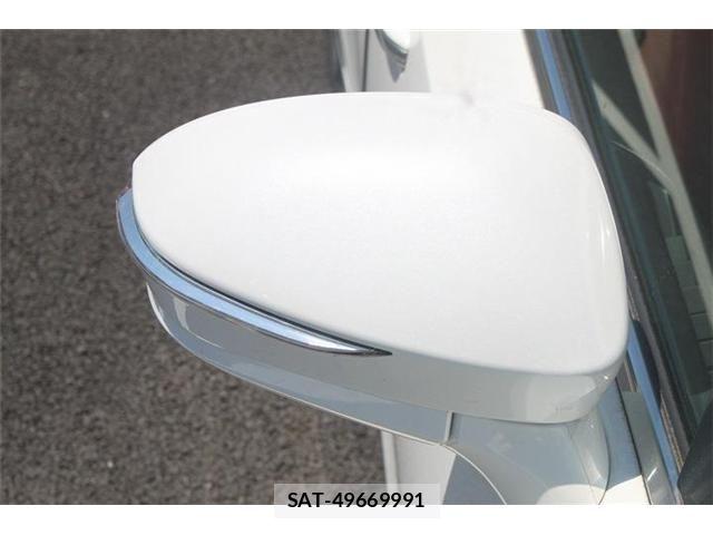 Toyota CROWN SEDAN 2017-07 6903702-21