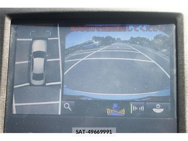 Toyota CROWN SEDAN 2017-07 6903702-4