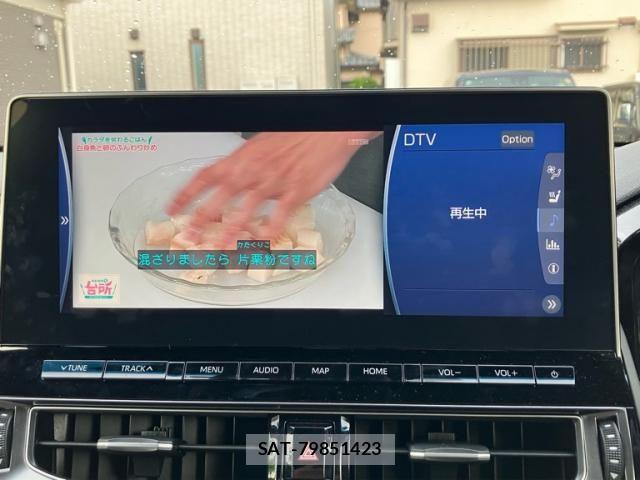 Toyota CROWN SEDAN 2022-01 6903676-16