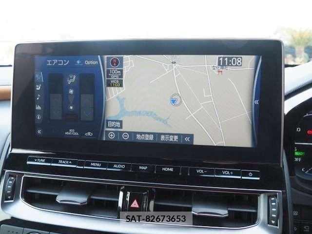 Toyota CROWN SEDAN 2021-09 6903680-16