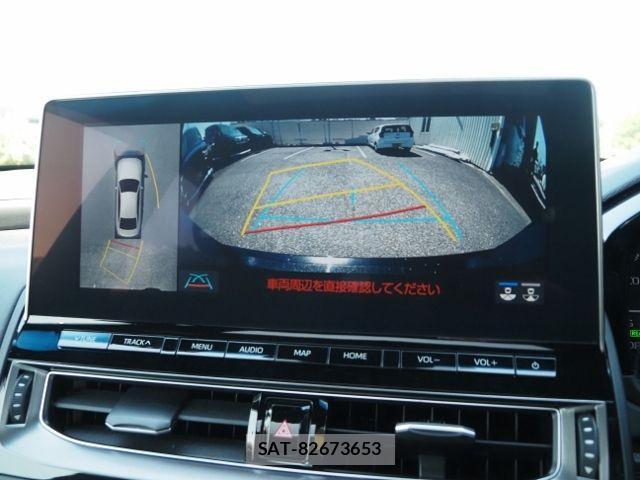 Toyota CROWN SEDAN 2021-09 6903680-17