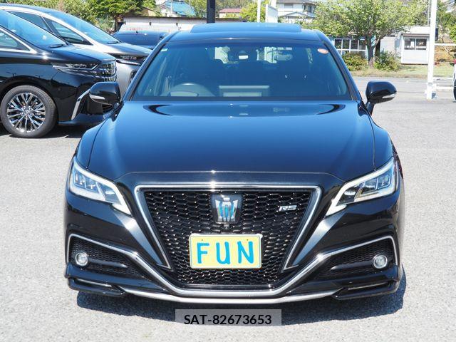 Toyota CROWN SEDAN 2021-09 6903680-1