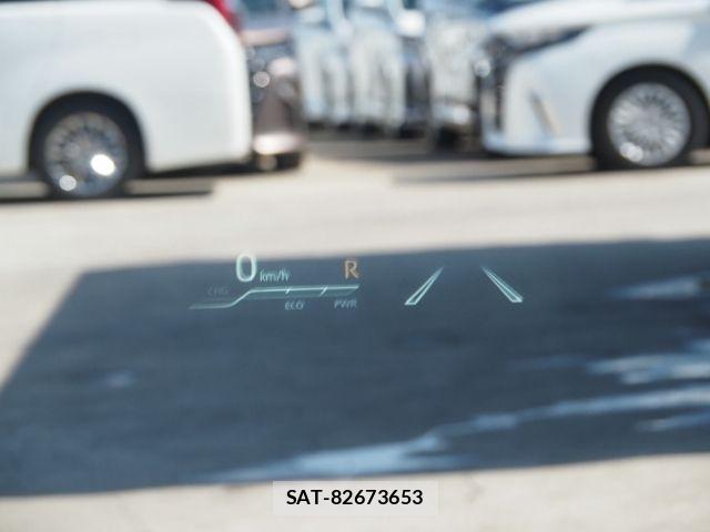Toyota CROWN SEDAN 2021-09 6903680-19