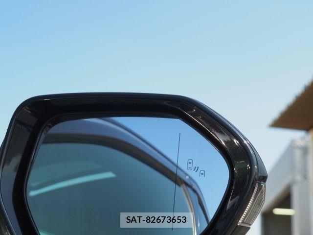 Toyota CROWN SEDAN 2021-09 6903680-21
