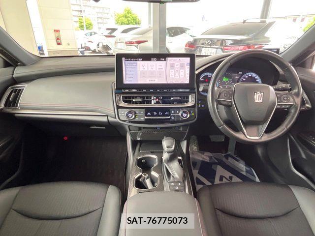 Toyota CROWN SEDAN 2021-07 6903675-1