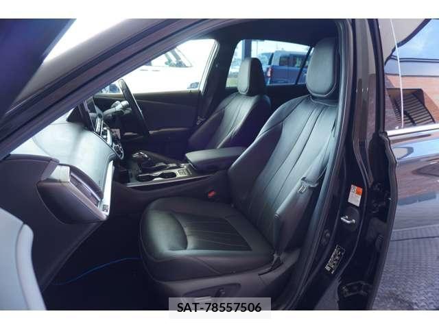 Toyota CROWN SEDAN 2021-11 6903672-22