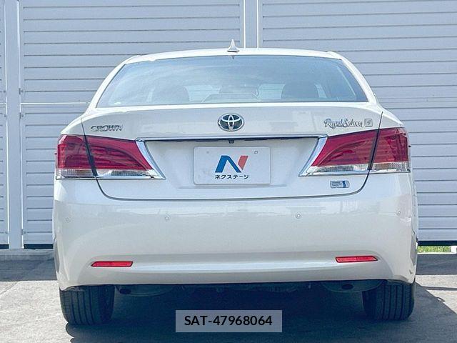 Toyota CROWN SEDAN 2013-03 6903713-16