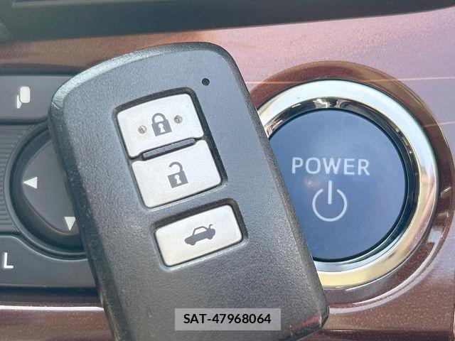 Toyota CROWN SEDAN 2013-03 6903713-8
