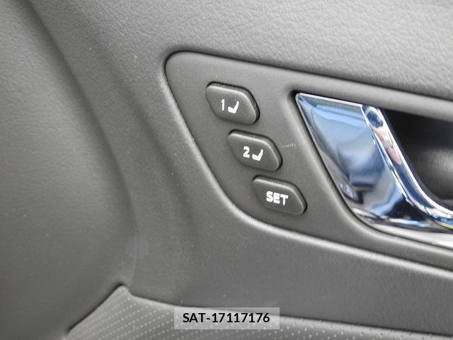 Toyota CROWN SEDAN 2009-07 6903727-24