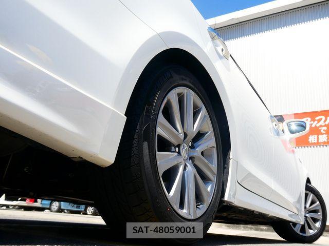 Toyota CROWN SEDAN 2016-10 6903689-22