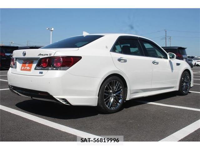 Toyota CROWN SEDAN 2016-04 6903697-9