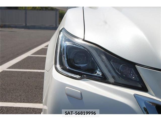 Toyota CROWN SEDAN 2016-04 6903697-17