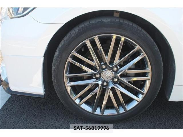 Toyota CROWN SEDAN 2016-04 6903697-25