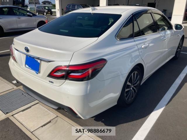 Toyota CROWN SEDAN 2018-11 6903712-2