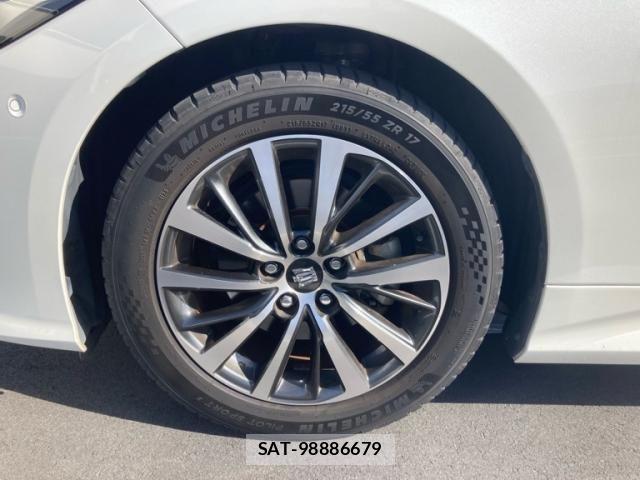 Toyota CROWN SEDAN 2018-11 6903712-6