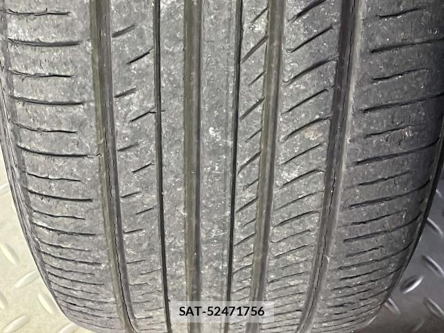 Toyota CROWN SEDAN 2019-03 6903685-20