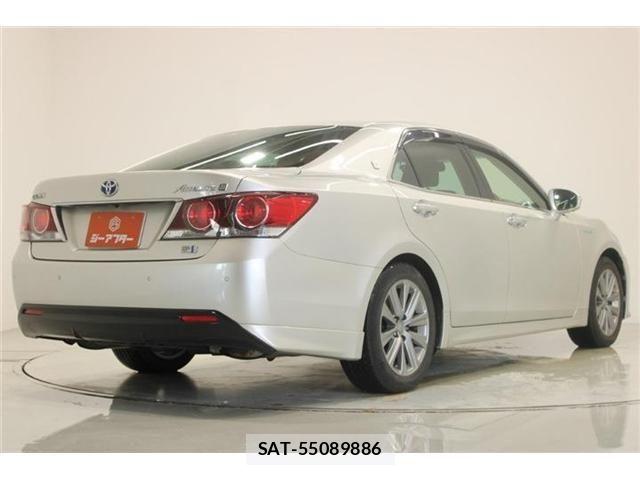 Toyota CROWN SEDAN 2016-03 6903711-13