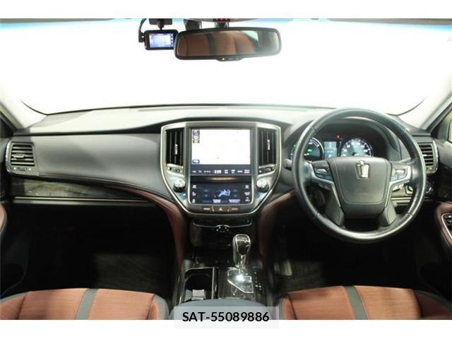 Toyota CROWN SEDAN 2016-03 6903711-2
