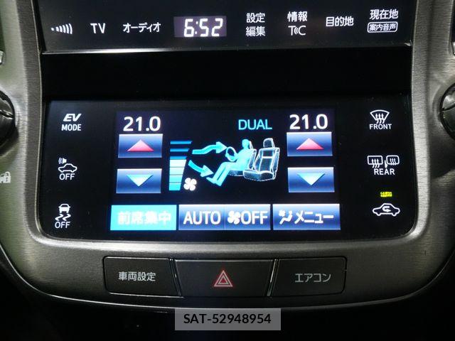Toyota CROWN SEDAN 2016-06 6992787-13